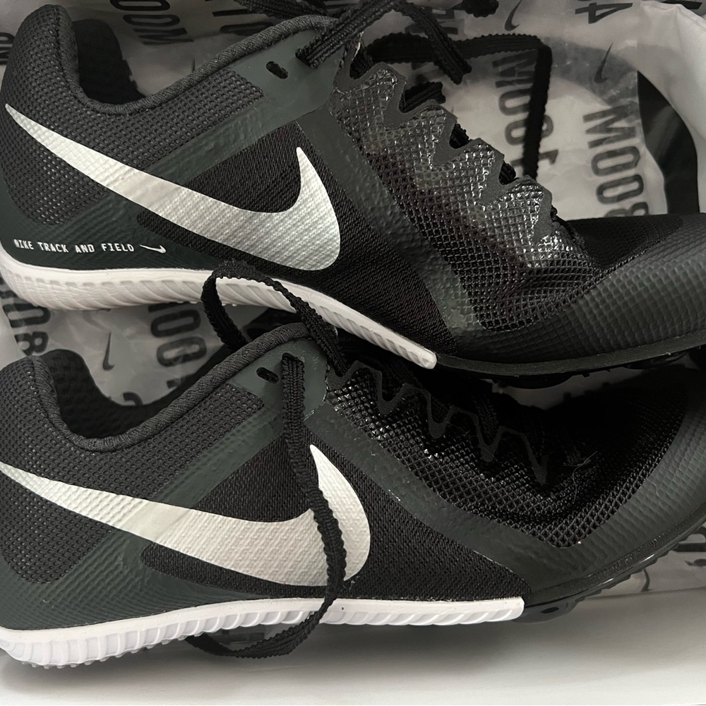 Nike Track & Field Black and White Athletic Shoes Sleek Design